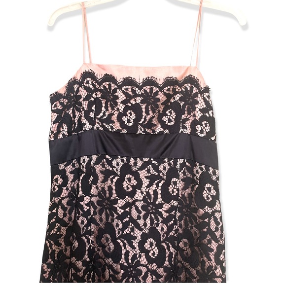 Harold’s Lace Dress - Picture 2 of 3